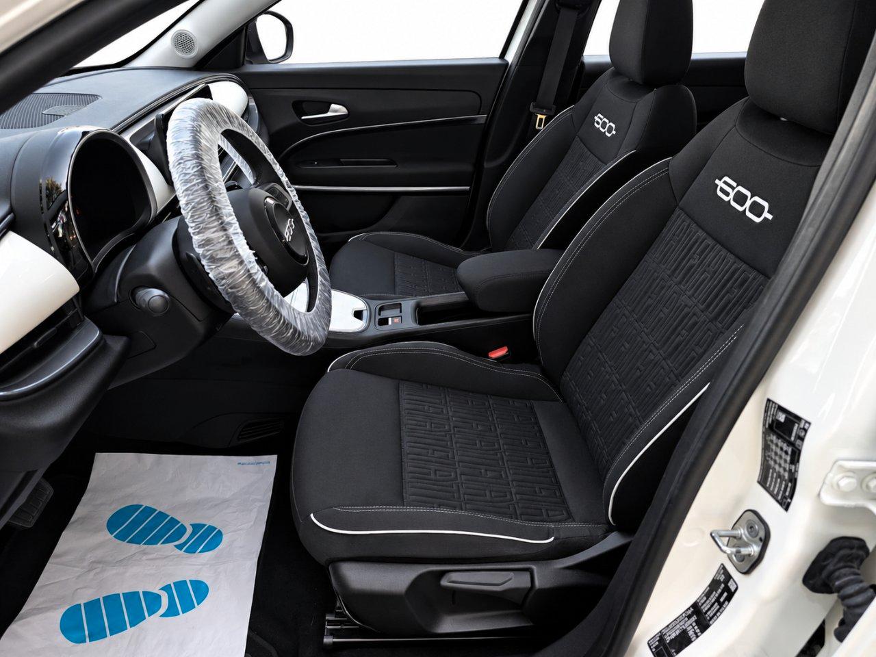 Fiat 600 1.2 HYBRID LA PRIMA 145CV AUTO *PREZZO VERO NO VINCOLI*