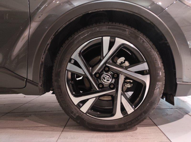 TOYOTA C-HR (2016-2023) - C-HR 2.0 Hybrid E-CVT Morebusiness