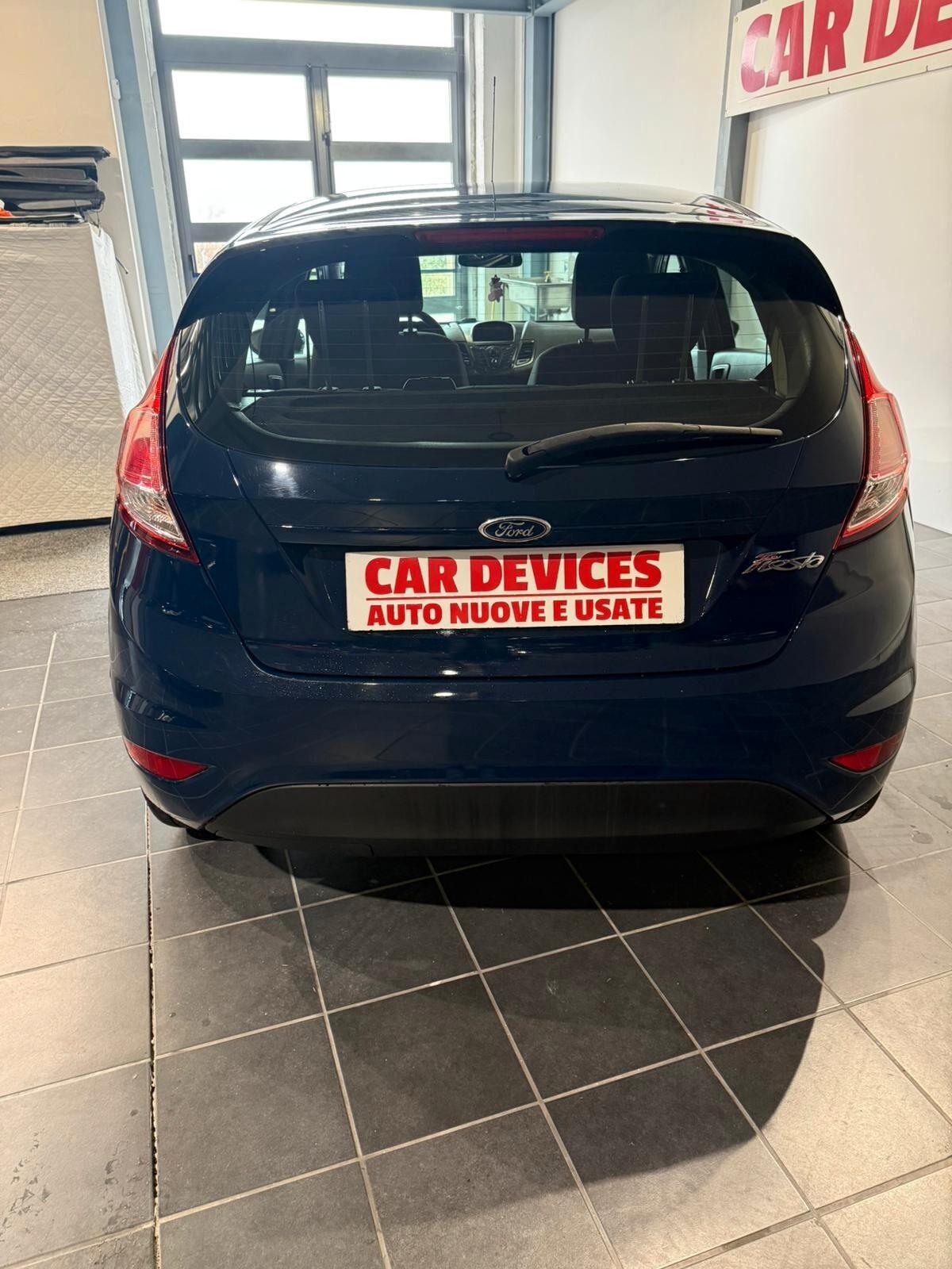 Ford Fiesta 1.5 TDCi 75CV - GARANZIA - NEOPATENTATI