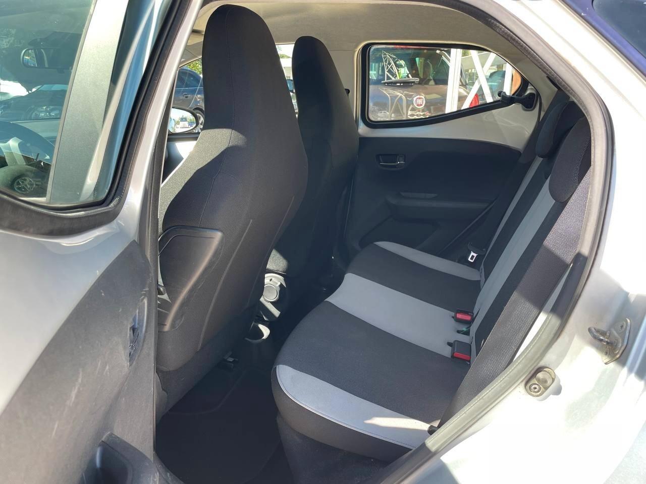 TOYOTA AYGO 1.0 B - 2017