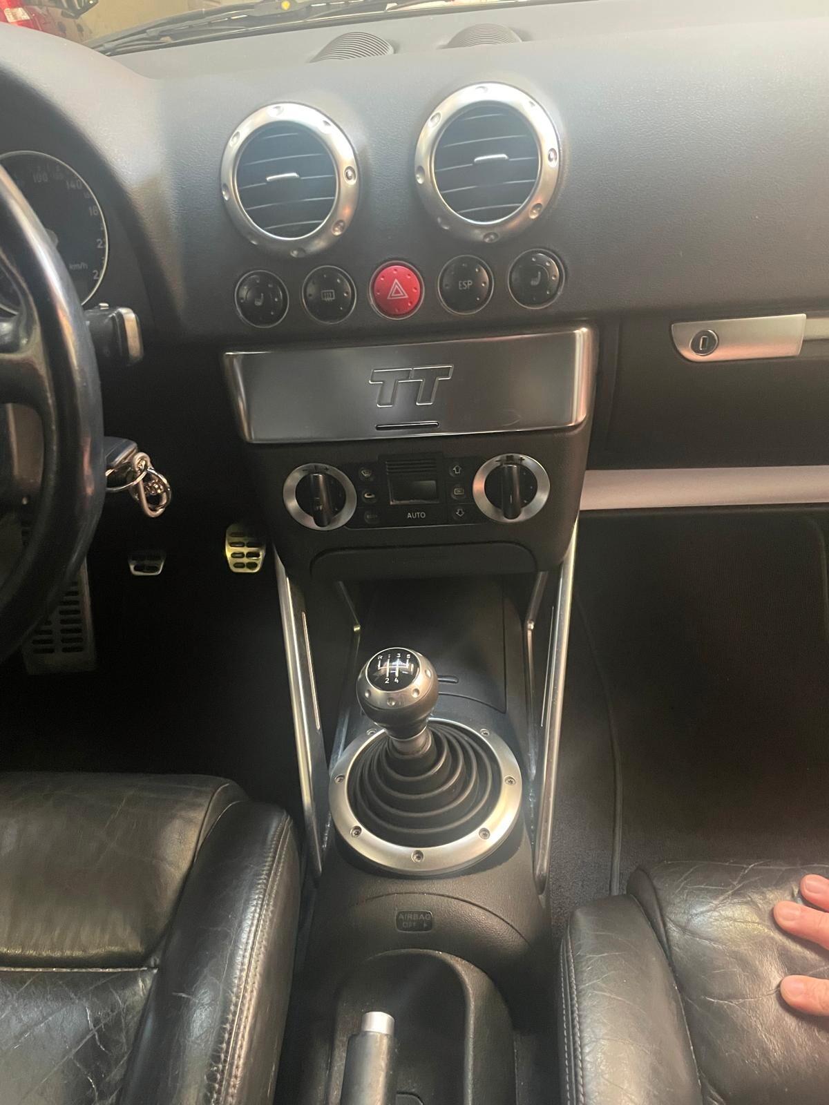 Audi TT Coupé 1.8 T 20V 179 CV cat