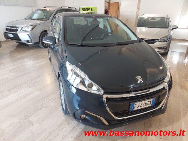 PEUGEOT 208 PureTech 82 5p. GPL NEOPATENTATI