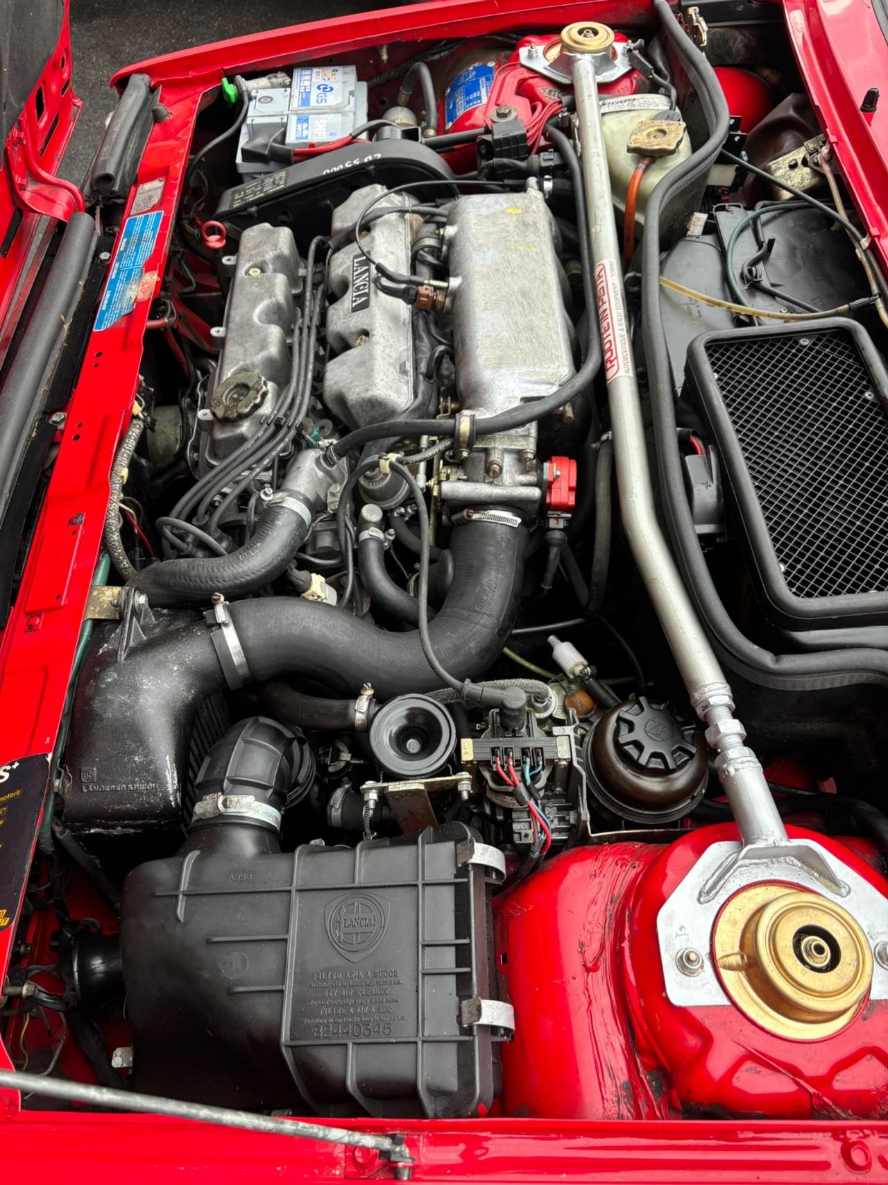 Lancia Delta 2.0i.e. turbo HF integrale
