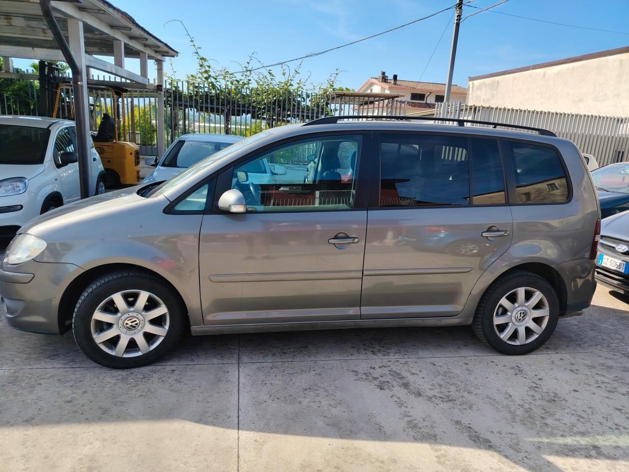Volkswagen Touran 2.0 Highline Ecofuel