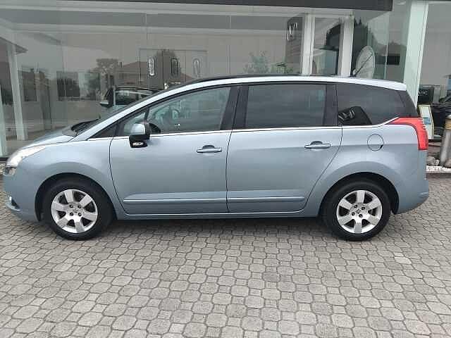 Peugeot 5008 1.6 THP 156CV Tecno