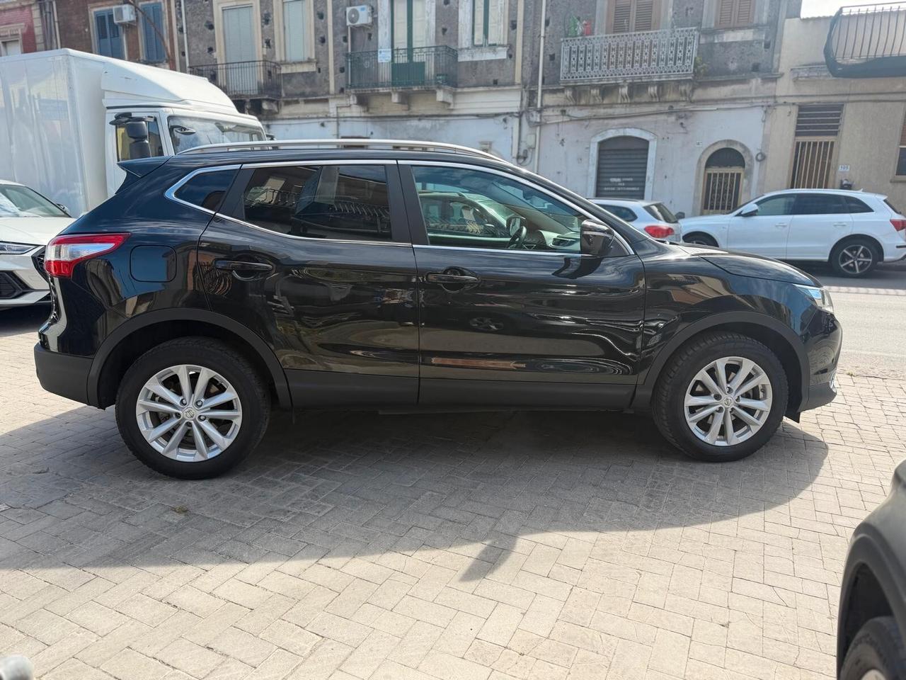 Nissan Qashqai 1.5 dCi DPF Tekna