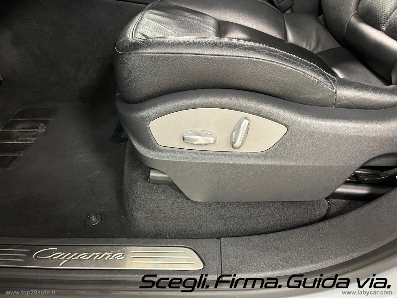 PORSCHE Cayenne 3.0 Diesel TETTO LUNGO PELLE TOTALE CERCHI 21