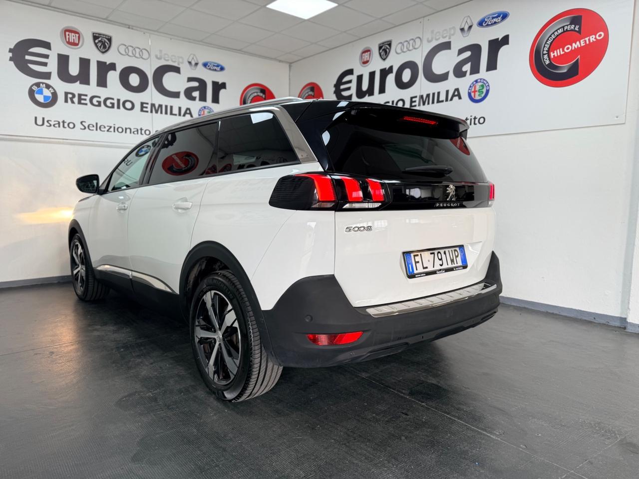 Peugeot 5008 1.6 BHDi 120 CV Neopatentati Allure 04/2018 Euro 6B