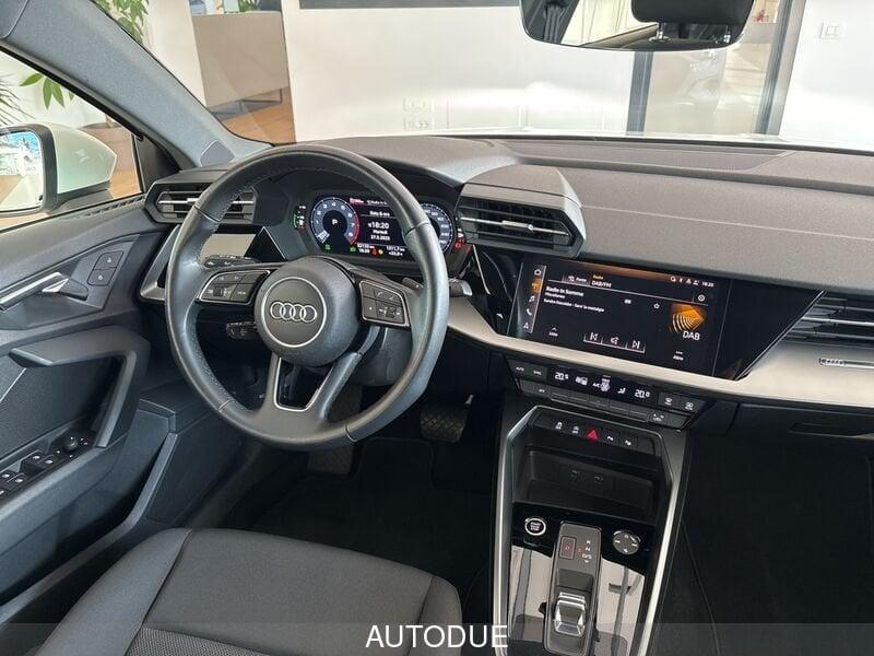 Audi A3 SPORTBACK 3.0 1.5 G-TRON BUSINESS ADVANCED S-TRONIC