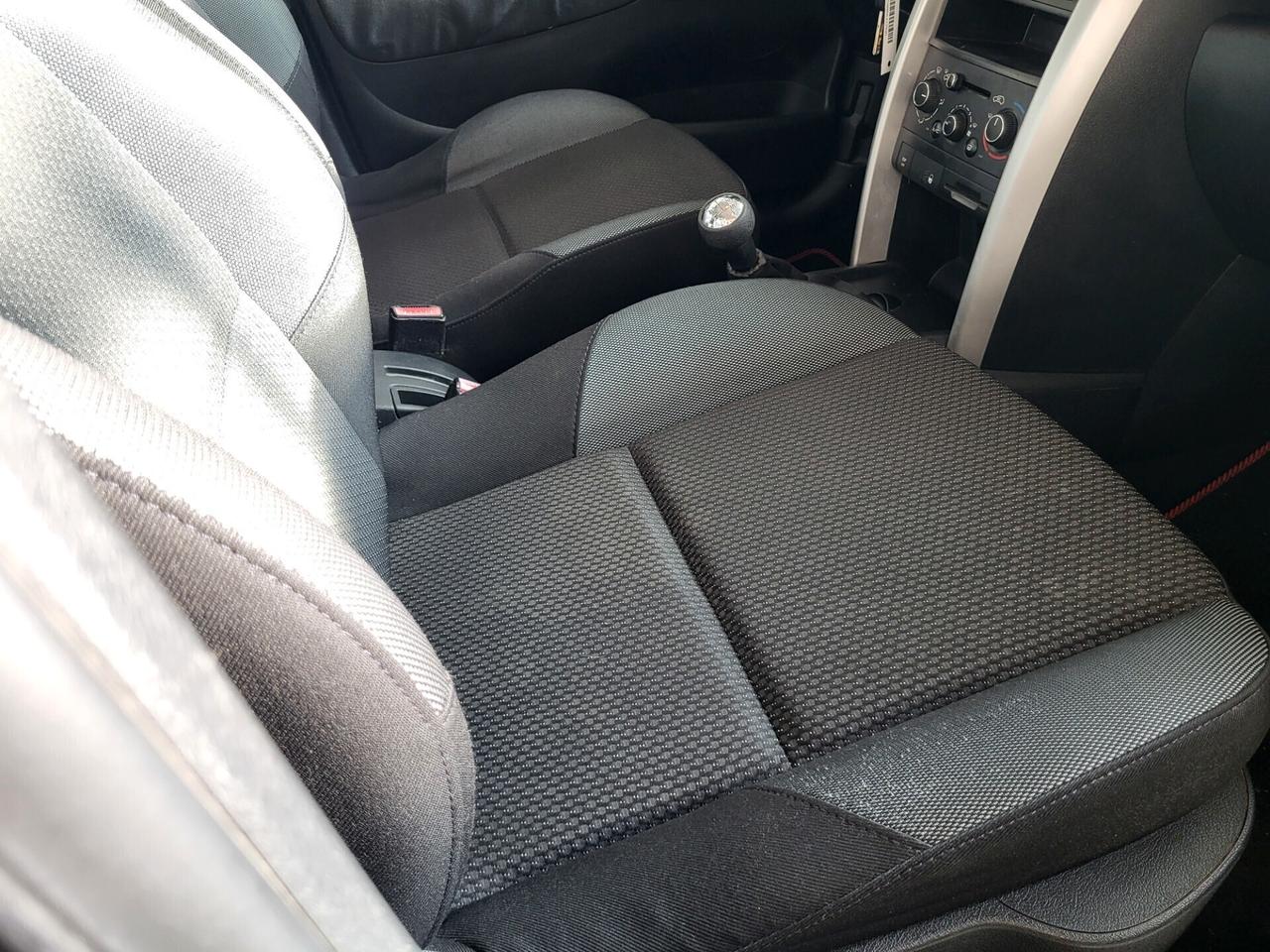 Peugeot 207 Plus 1.4 8V 75CV 5p. ECO GPL