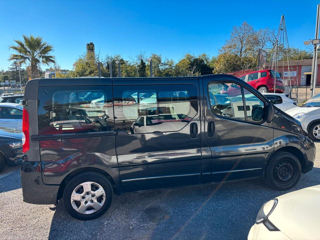 Opel Vivaro 27 2.0 CDTI 120CV PC-TN Combi 9 posti