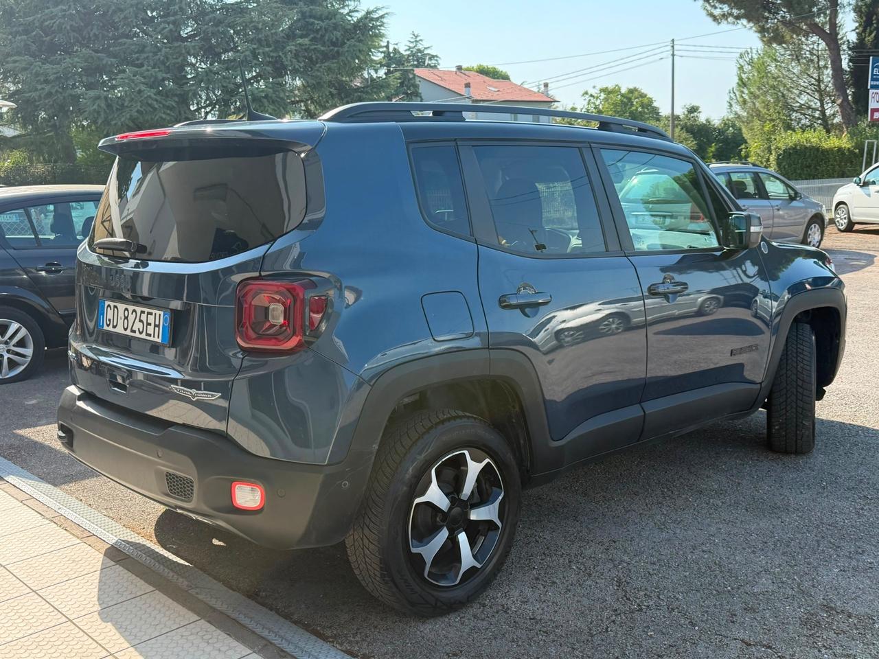 Jeep Renegade 1.3 T4 240CV PHEV 4xe AT6 Trailhawk