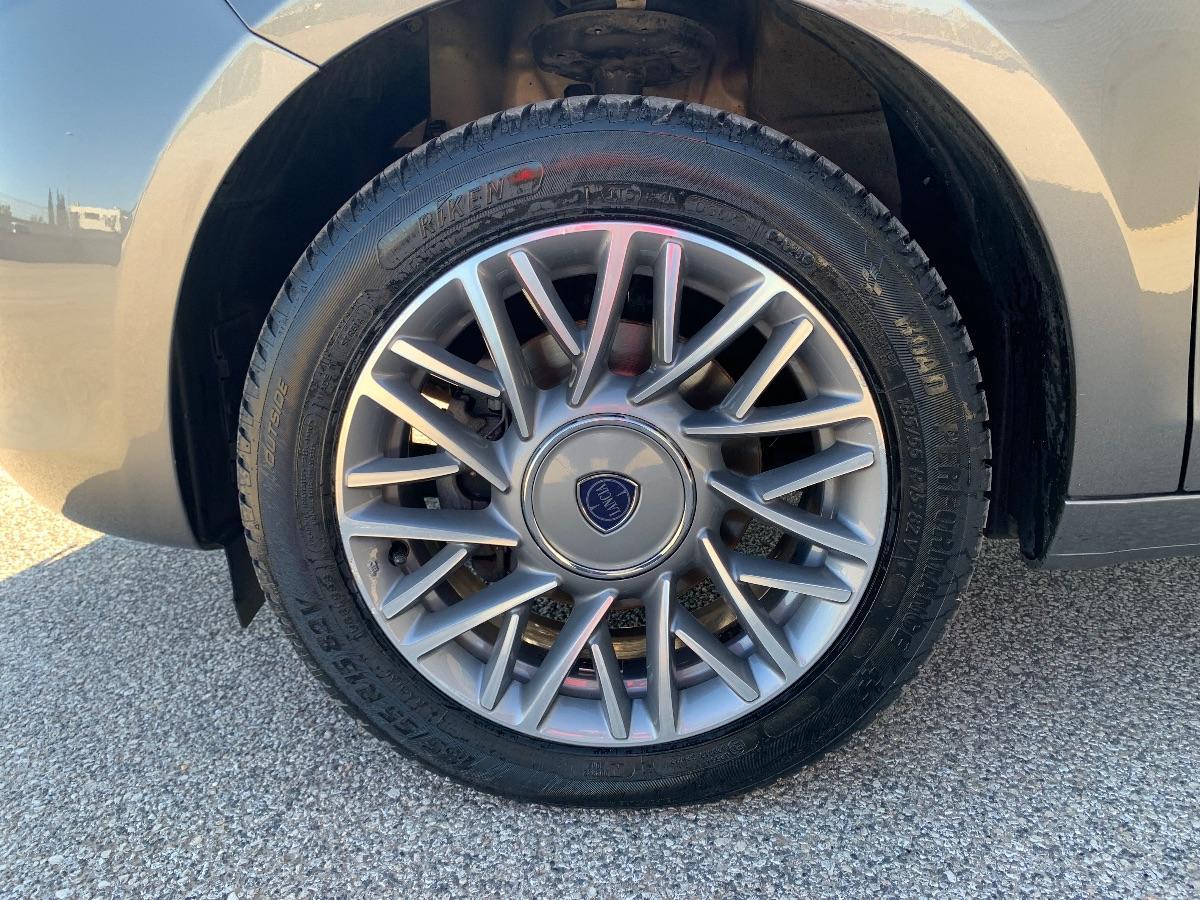 LANCIA - Ypsilon - 1.2 69 CV 5 porte S&S Gold