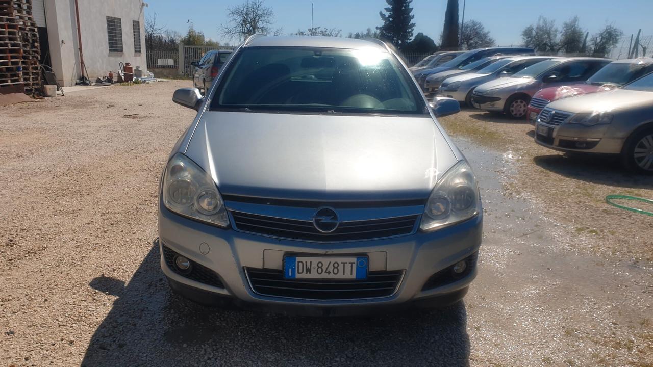 Opel Astra 1.7 CDTI 110CV Station Wagon Cosmo