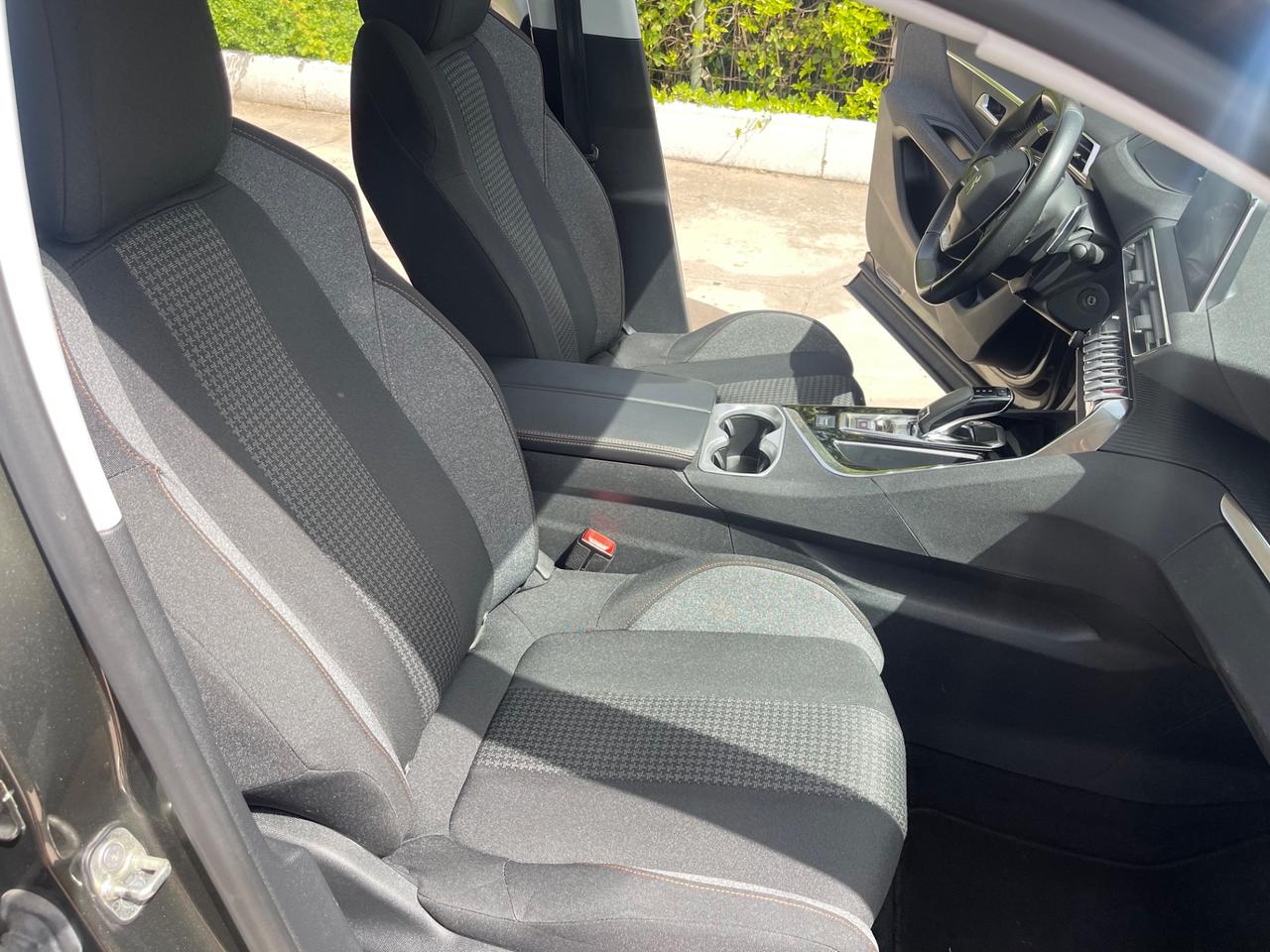 Peugeot 3008 BlueHDi 130 S&S Allure