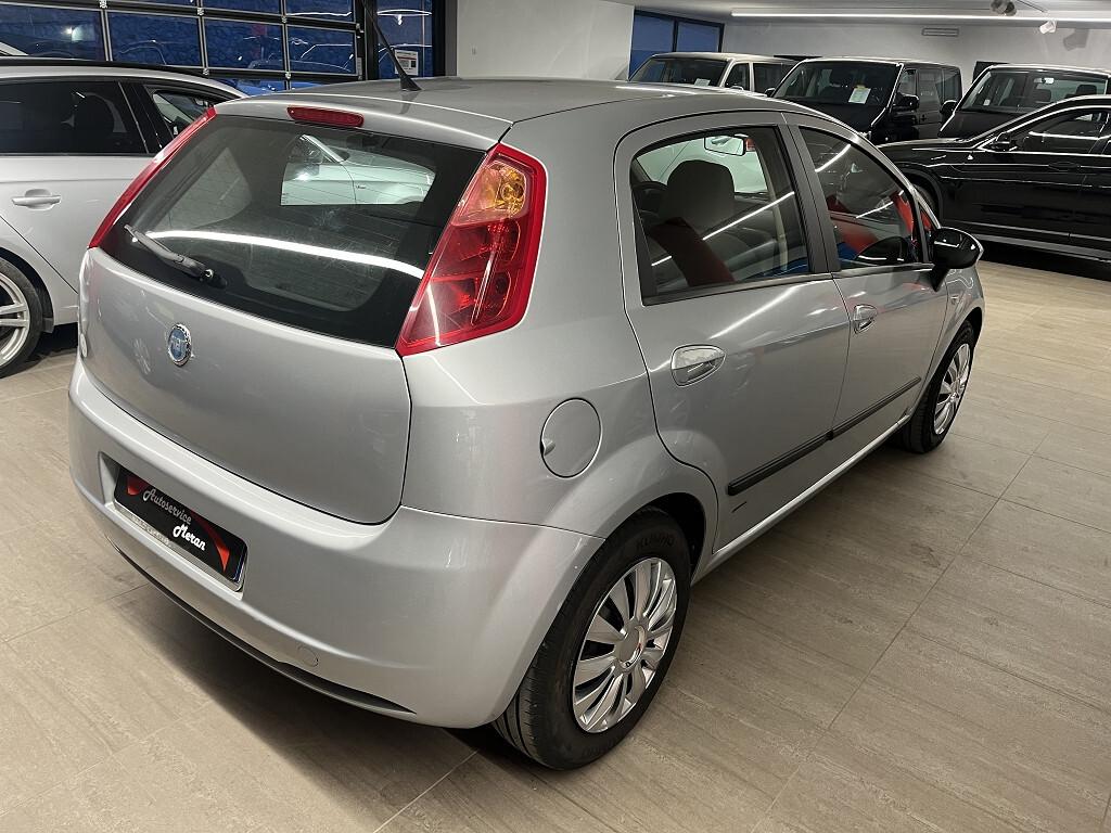 Fiat Grande Punto 1.3 MJT 75 CV 5 porte Dynamic