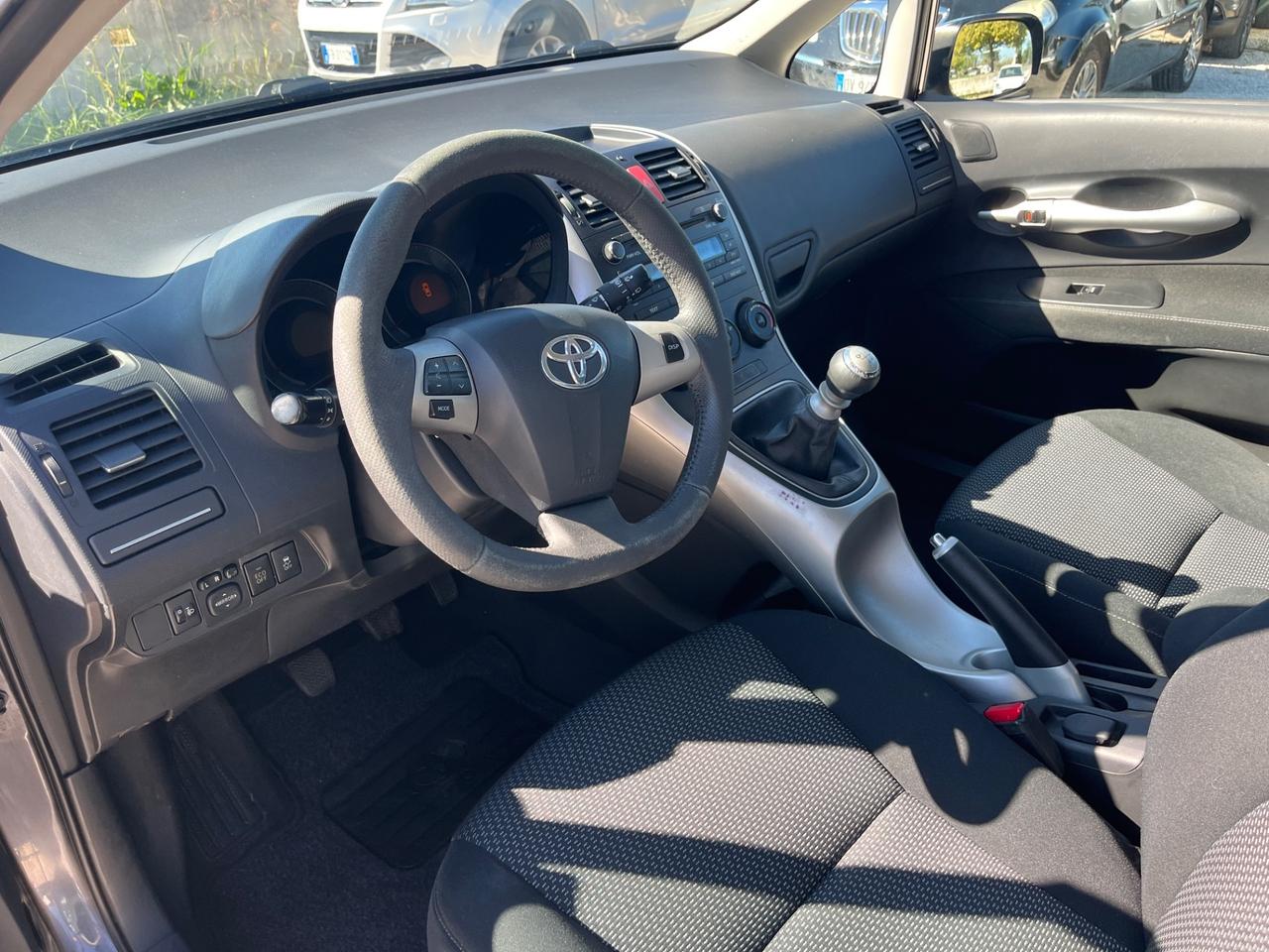Toyota Auris 1.3 5 porte Active