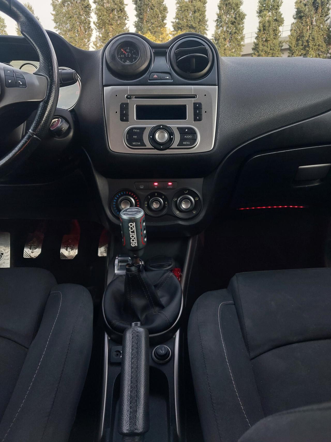 ALFA ROMEO MITO 1.3 JTDm- 95 CV POCHI KM.-03-2012