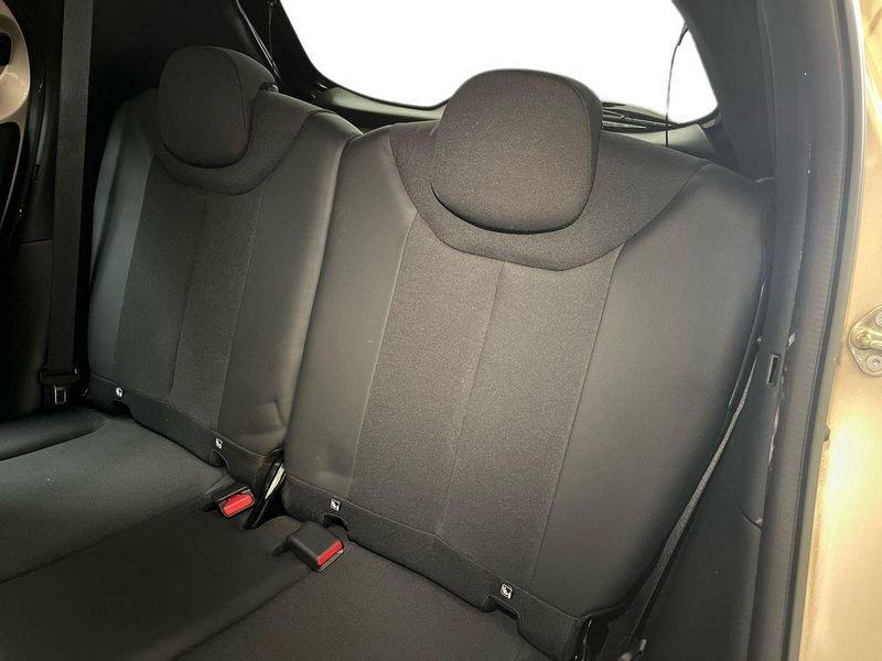 Toyota Aygo X 1.0B (72 CV) Lounge