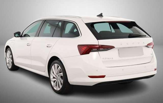 Skoda Octavia WAGON 1.4 TSI PHEV DSG STYLE 204CV PLUG-IN PROMO