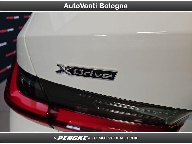 BMW Serie 3 320d Touring Xdrive mhev 48V auto