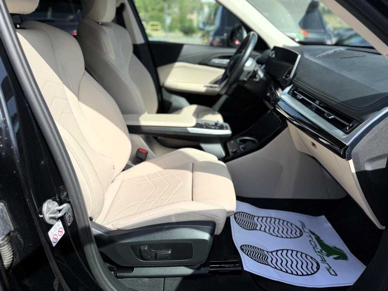 BMW iX1 xDrive 30 xLine