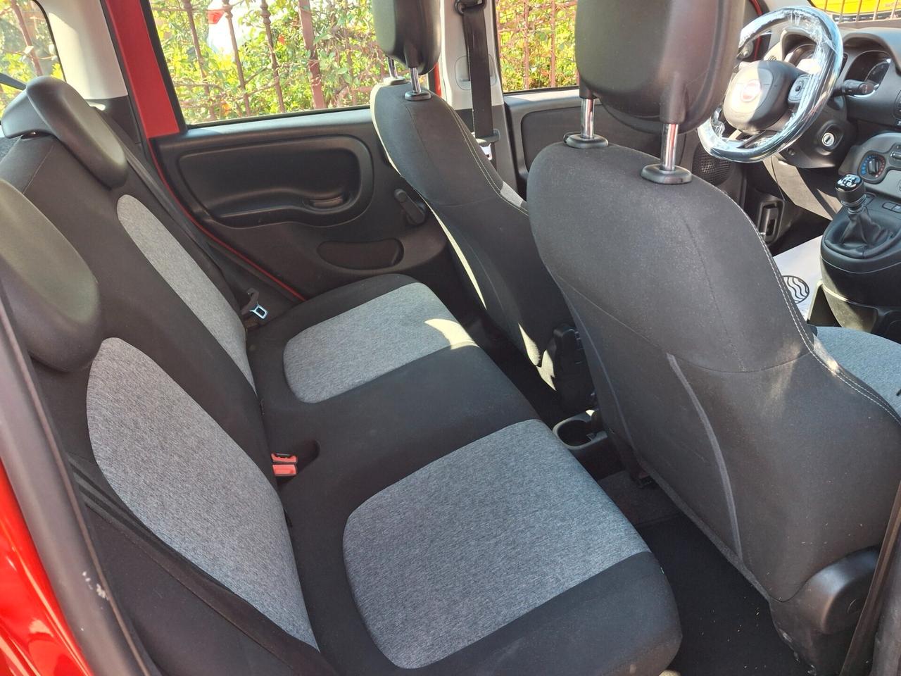 Fiat Panda 1.2 EasyPower modello lounge Neopatentati