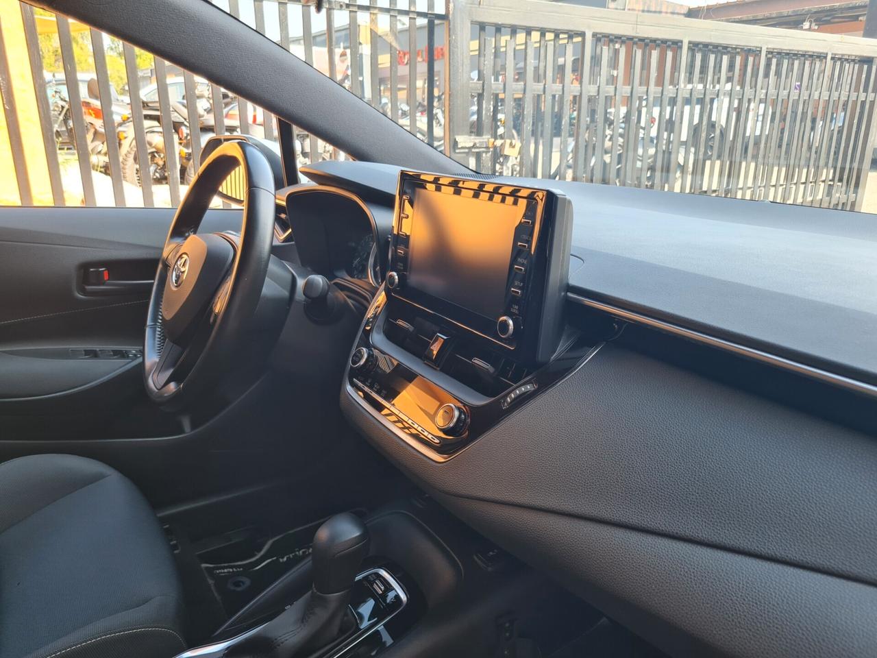 Toyota Corolla Touring Sports 1.8 Hybrid Business*TAGLIANDI*