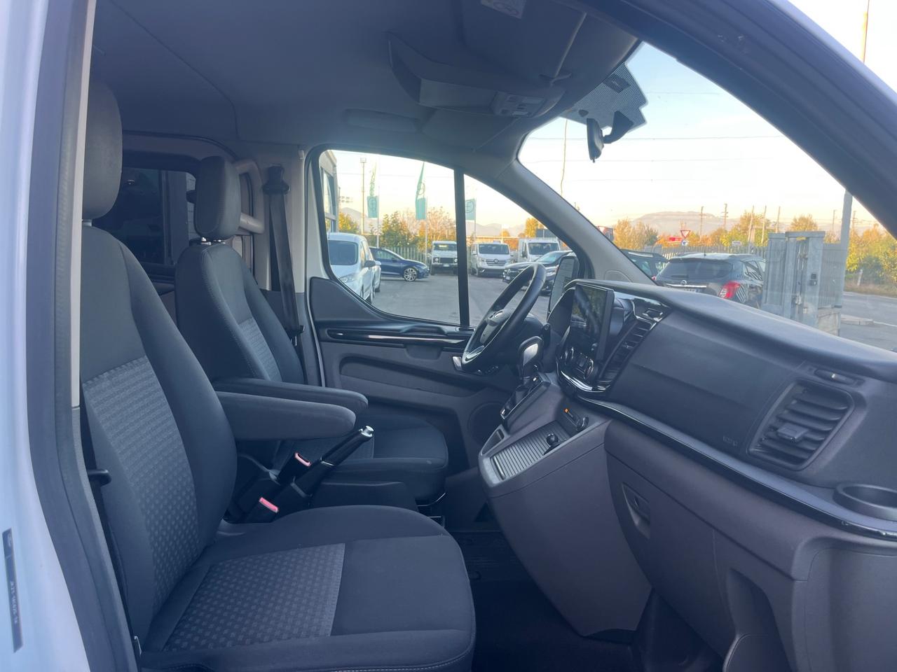 Ford Tourneo Custom 8/9 POSTI 2.0 TDCi Titanium