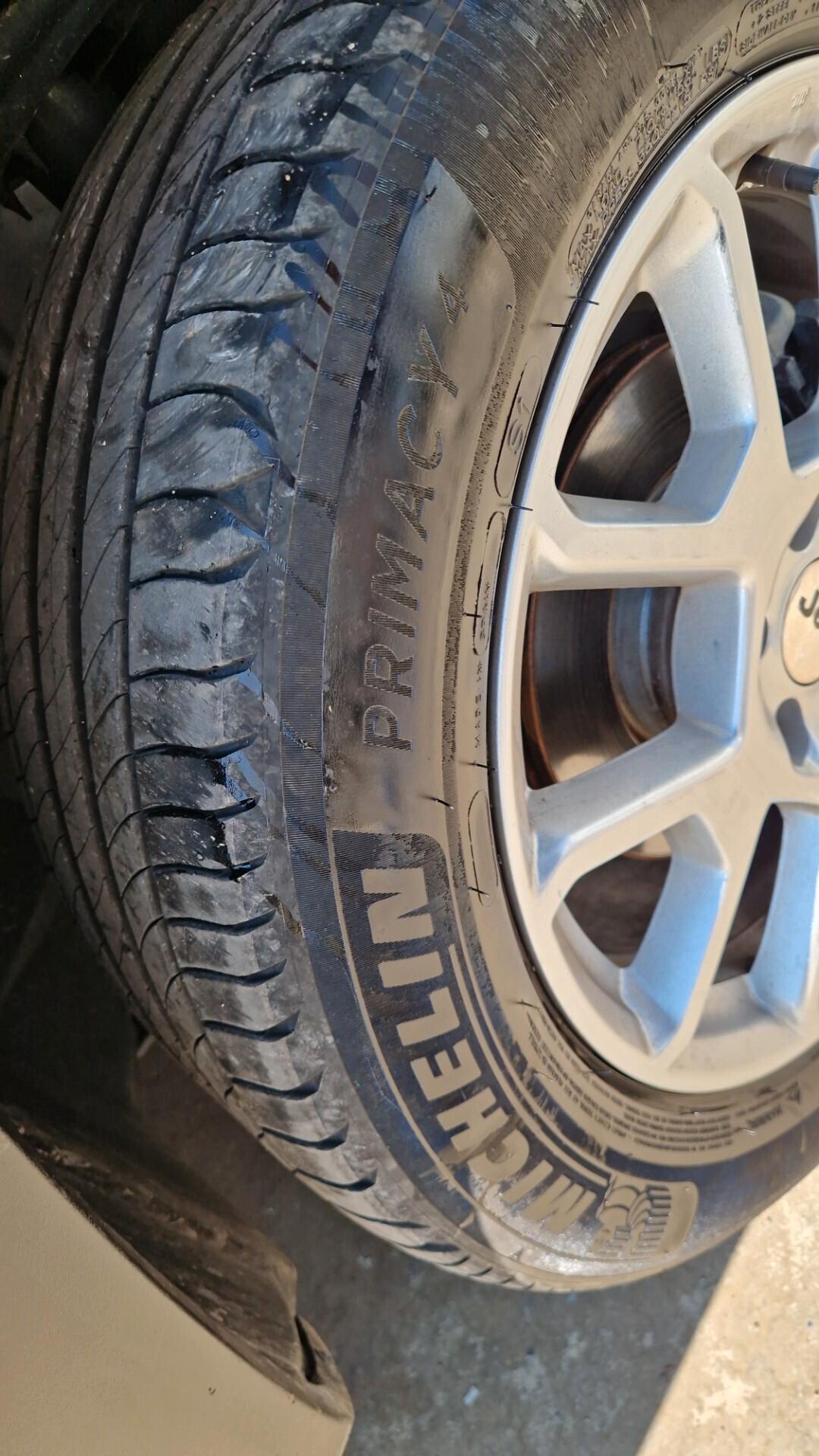 Jeep Renegade 1.6 Mjt 130 CV Limited-solo 17.000 km