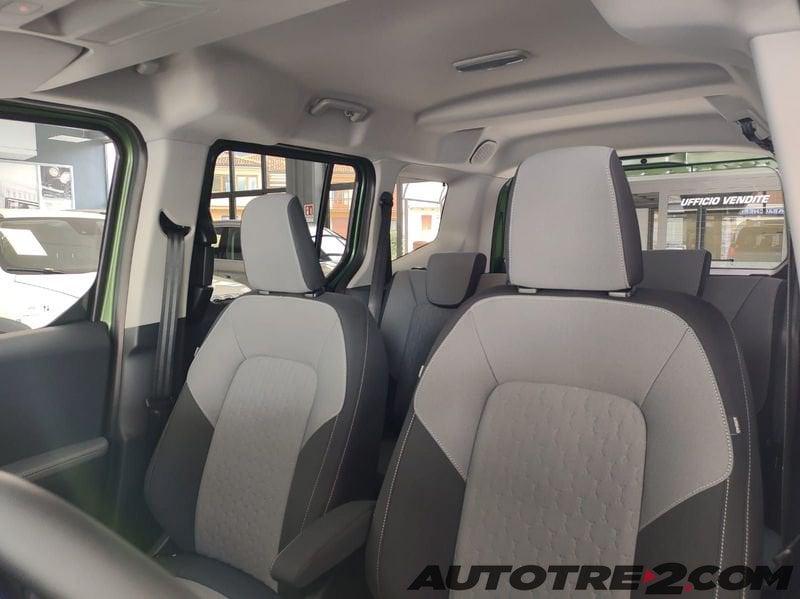 Ford Tourneo Courier 1.0 EcoBoost 125CV Titanium Kombi M1 TUA DA € 17.100 DETAX
