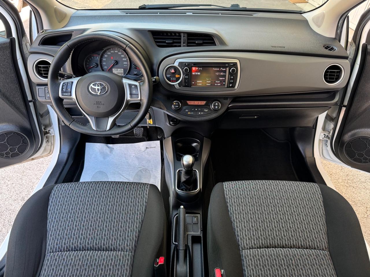 Toyota Yaris LOUNGE 5P GARANZIA 24 MESI NEOPATENT.