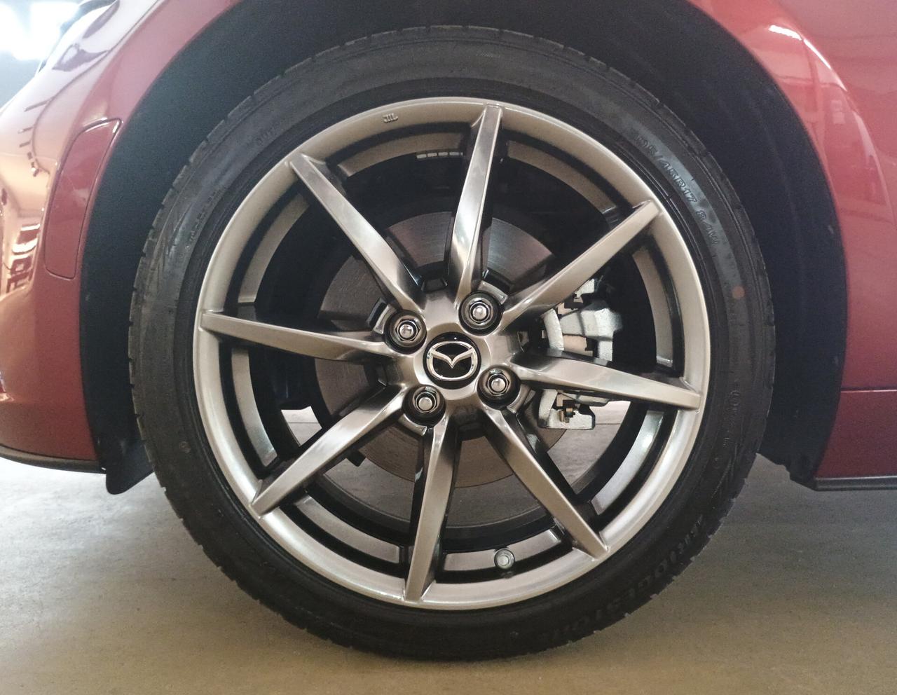 Mazda MX-5 2.0L Skyactiv-G RF Exclusive-Line