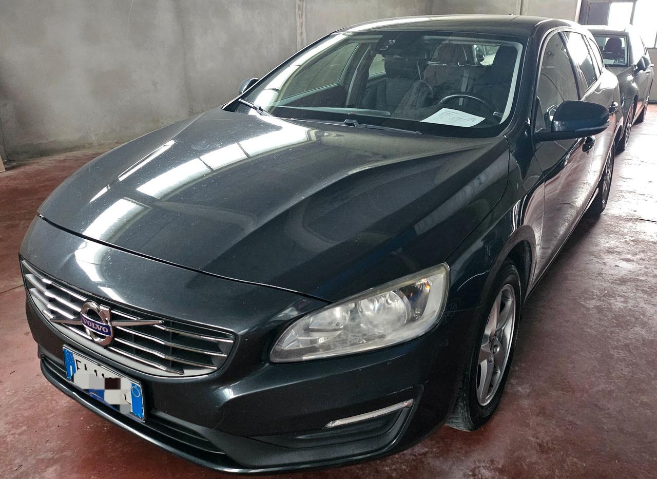 Volvo V60 D2 Momentum