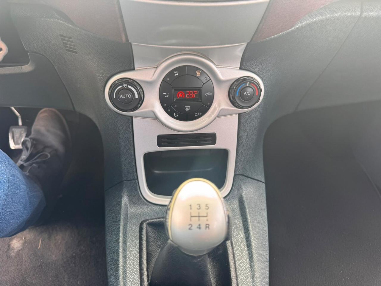 Ford Fiesta 1.4 TDCi 5p. Titanium