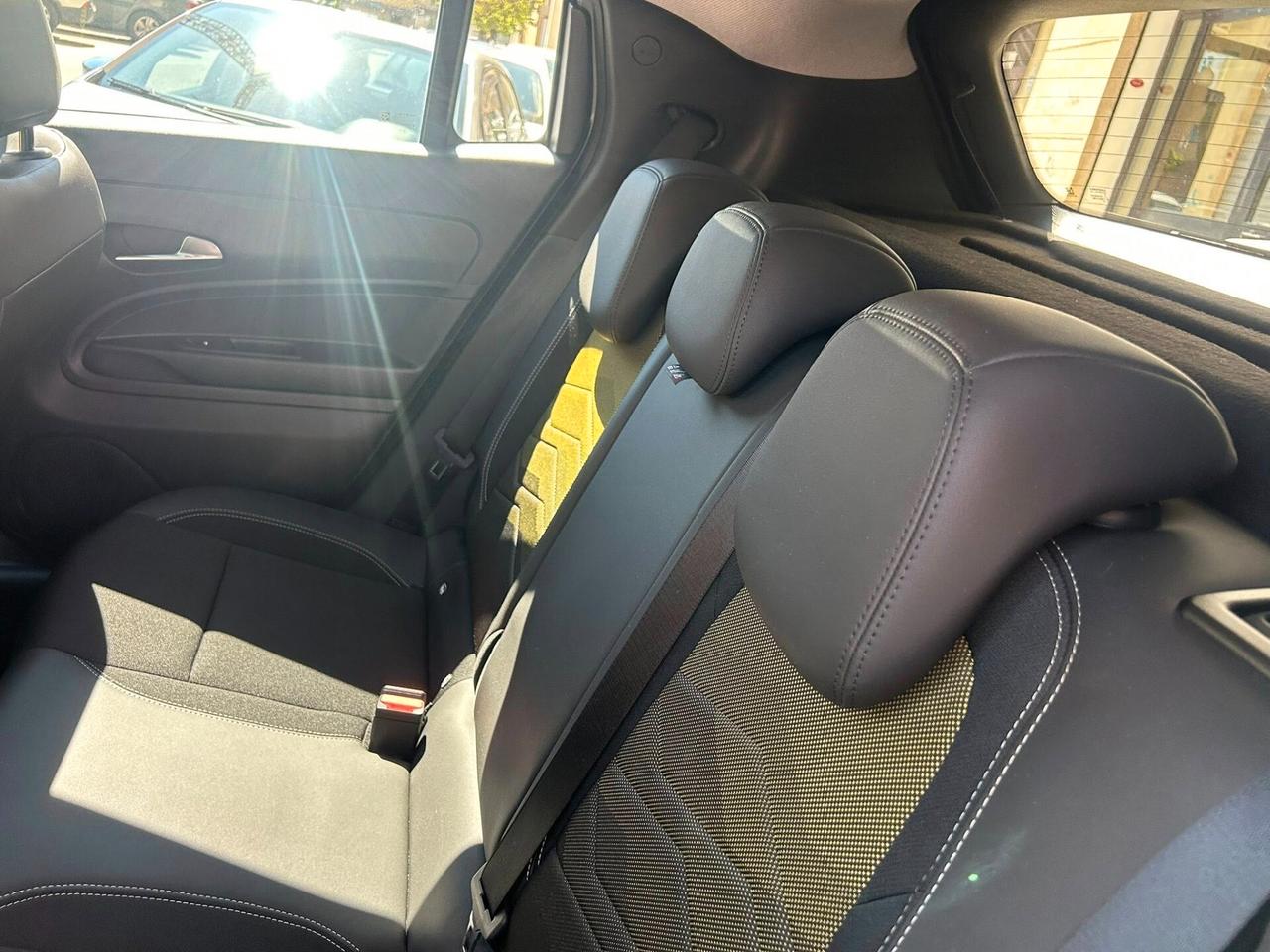 Jeep Avenger 1.2 Turbo 100 CV Summit full optional