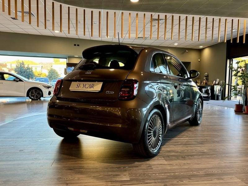 FIAT 500 500e 3+1 42 kWh Icon +