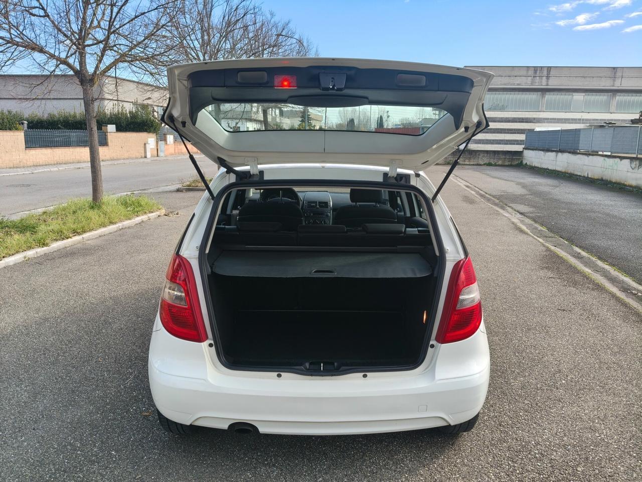 Mercedes classe A 160 SOLAMENTE 83.000 KM