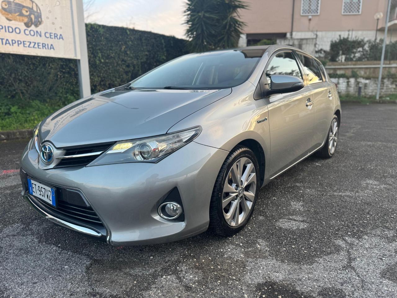 Toyota Auris 1.8 Hybrid Active Plus