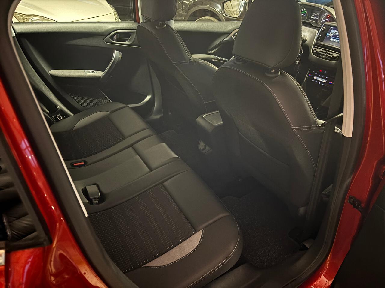 Peugeot 2008 1.2 PureTech Turbo 110 S&S Allure