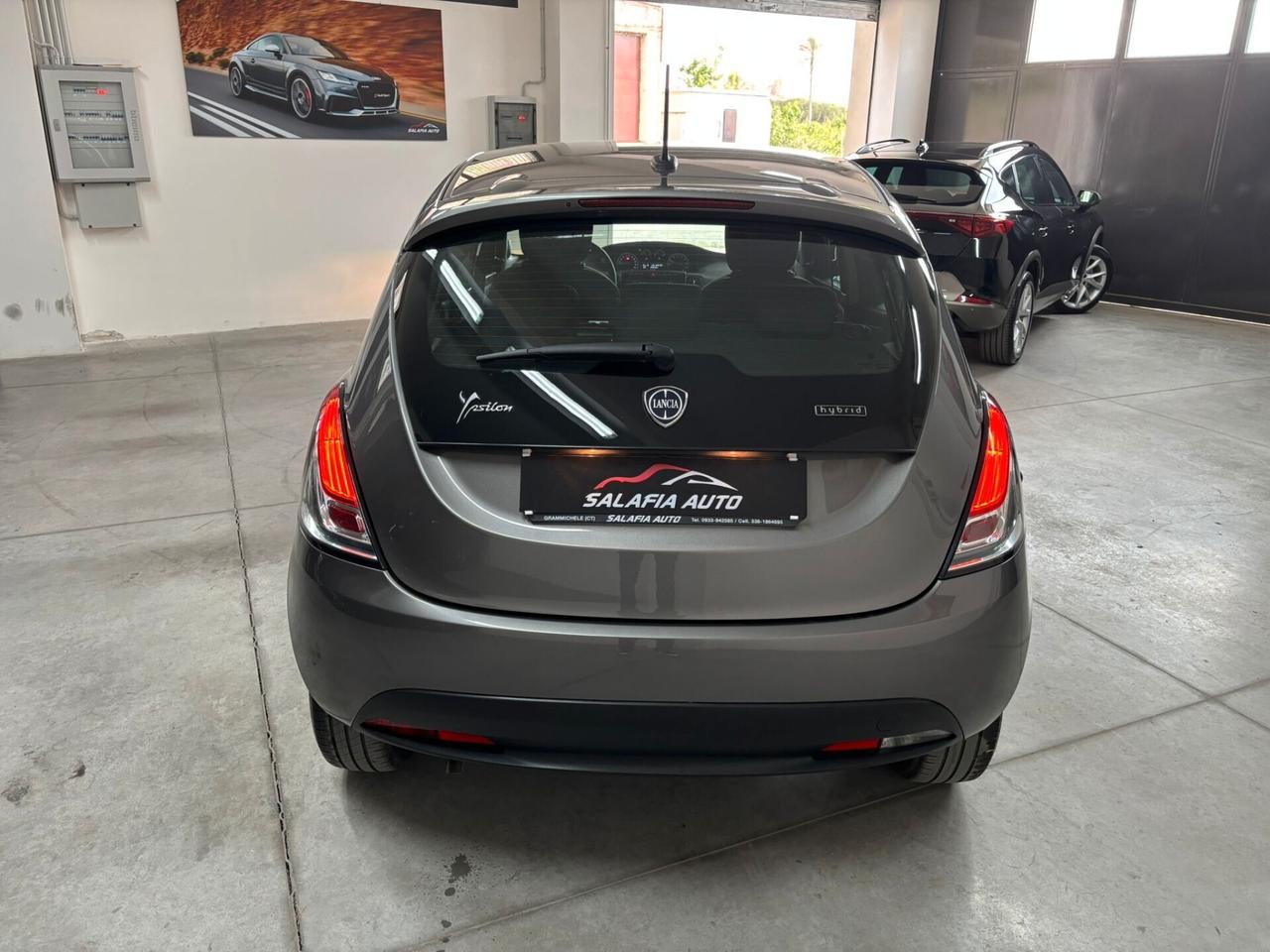 Lancia Ypsilon 1.0 FireFly 5 porte S&S Hybrid Silver Plus