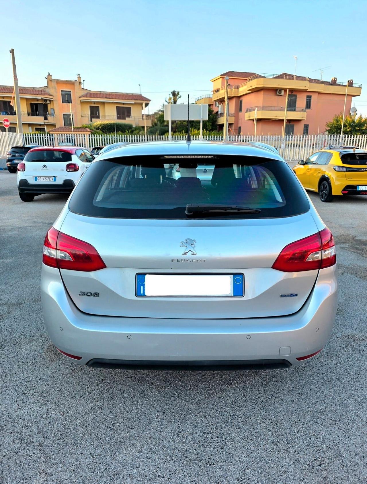 Peugeot 308 BlueHDi 120 S&S SW Allure