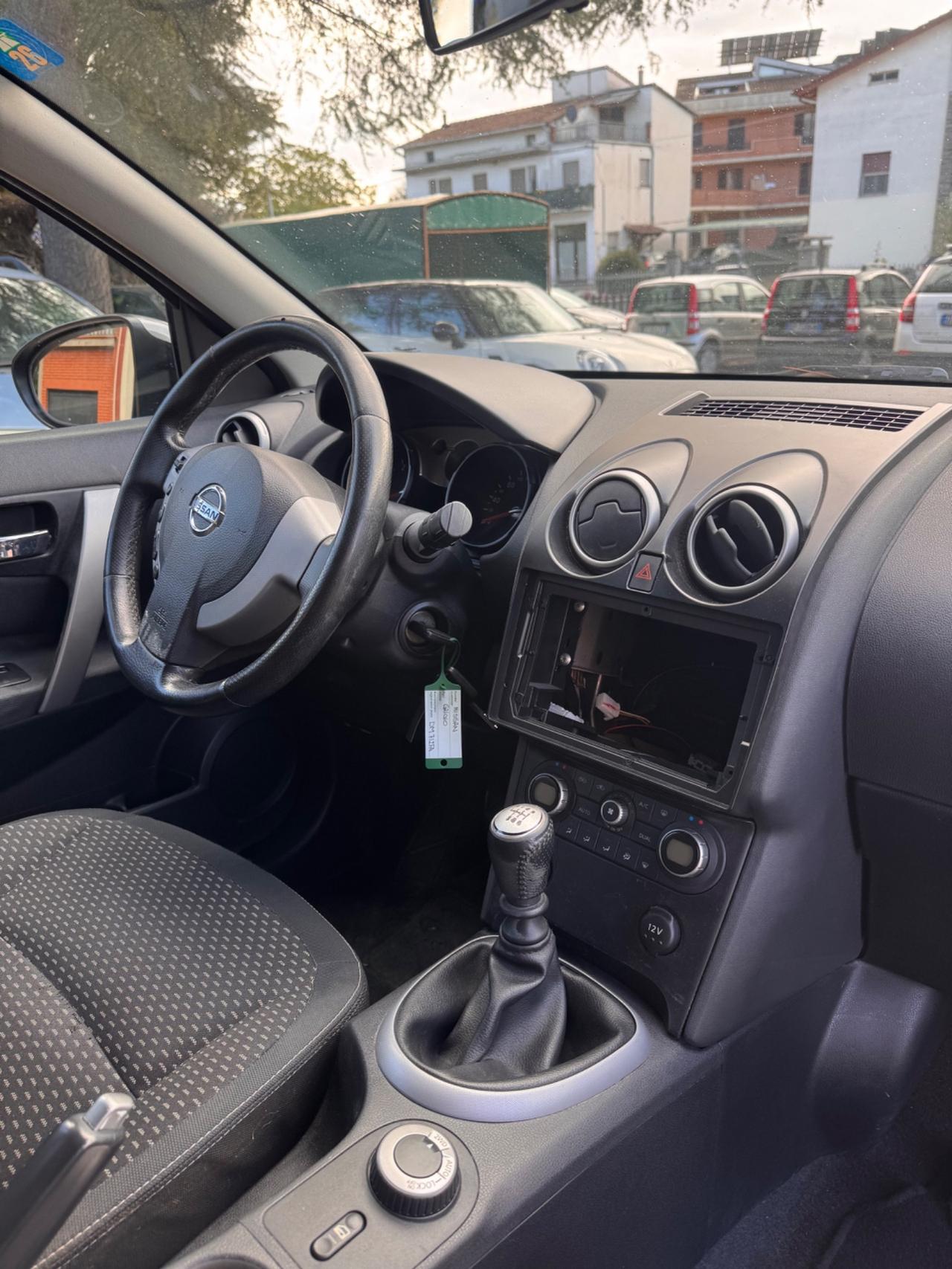 Nissan Qashqai 2.0 dCi DPF 4WD Tekna