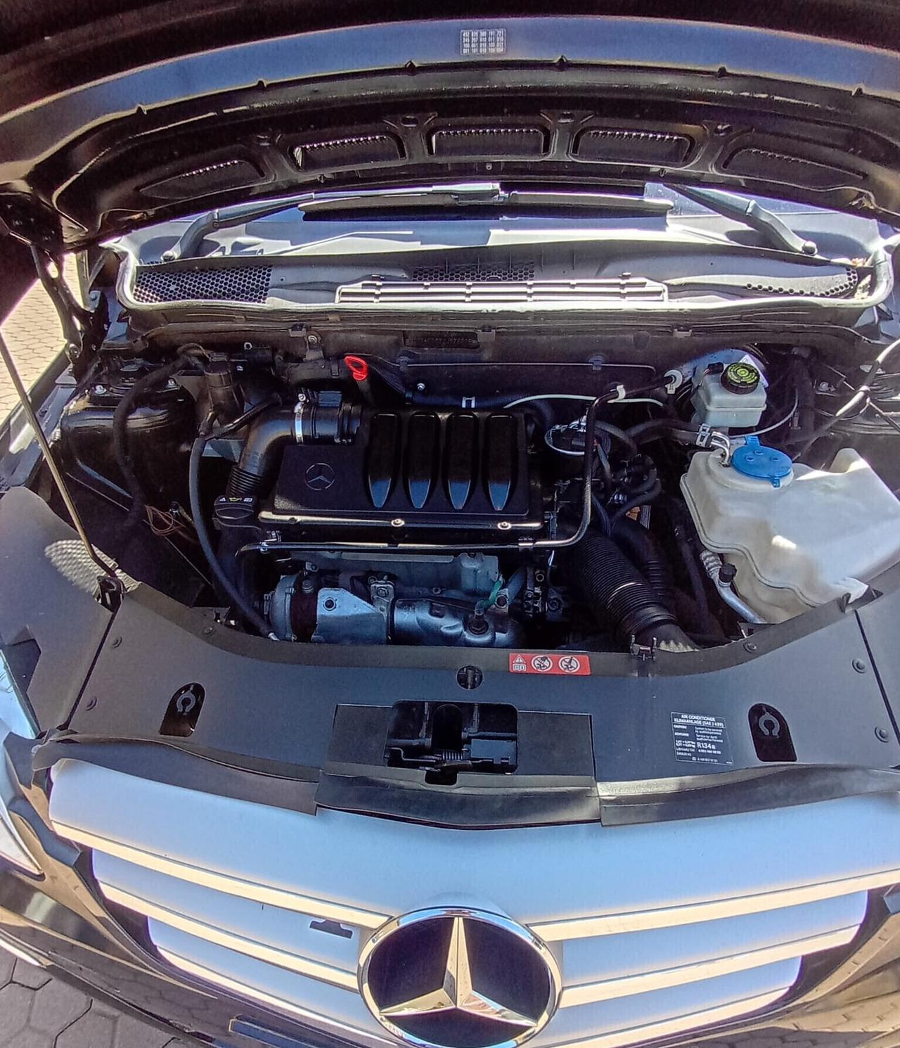 Mercedes-benz - APERTI AD AGOSTO