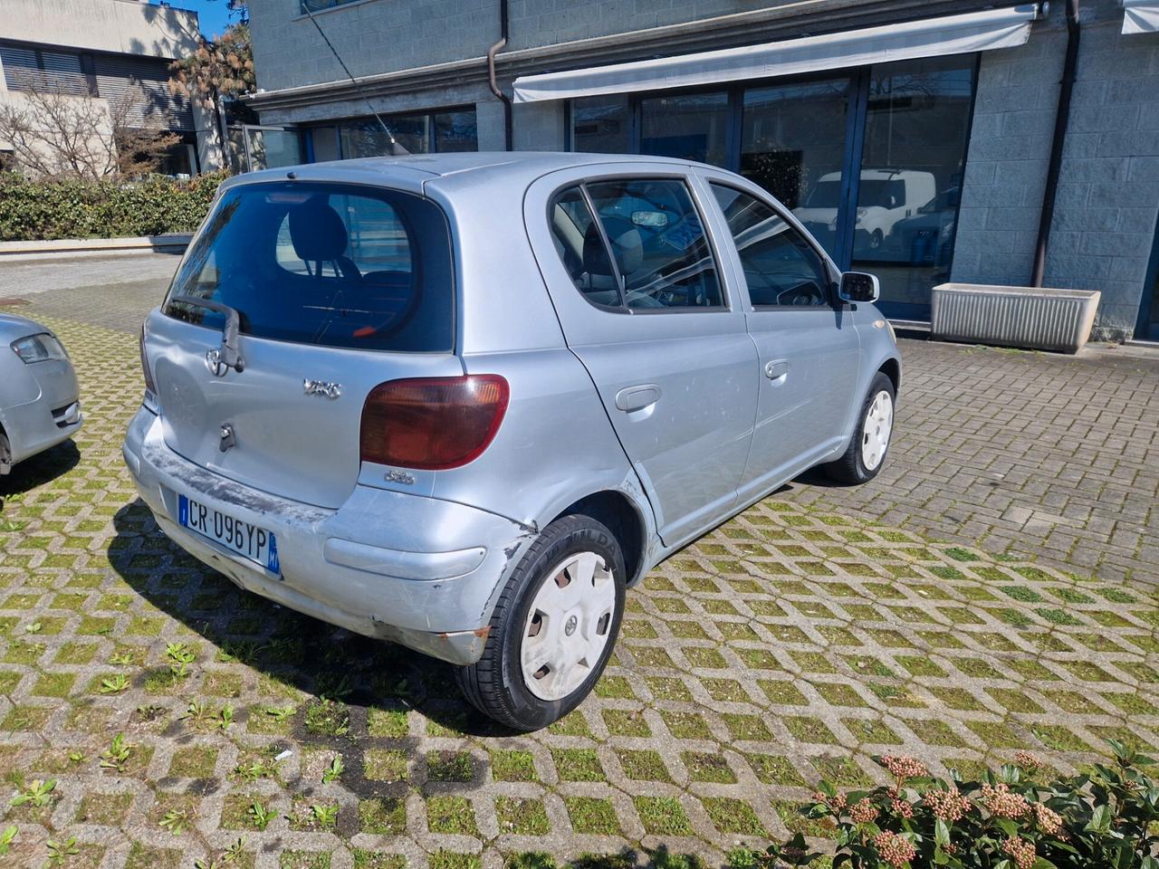 Toyota Yaris 1.4 tdi D-4D cat 5 porte Sol