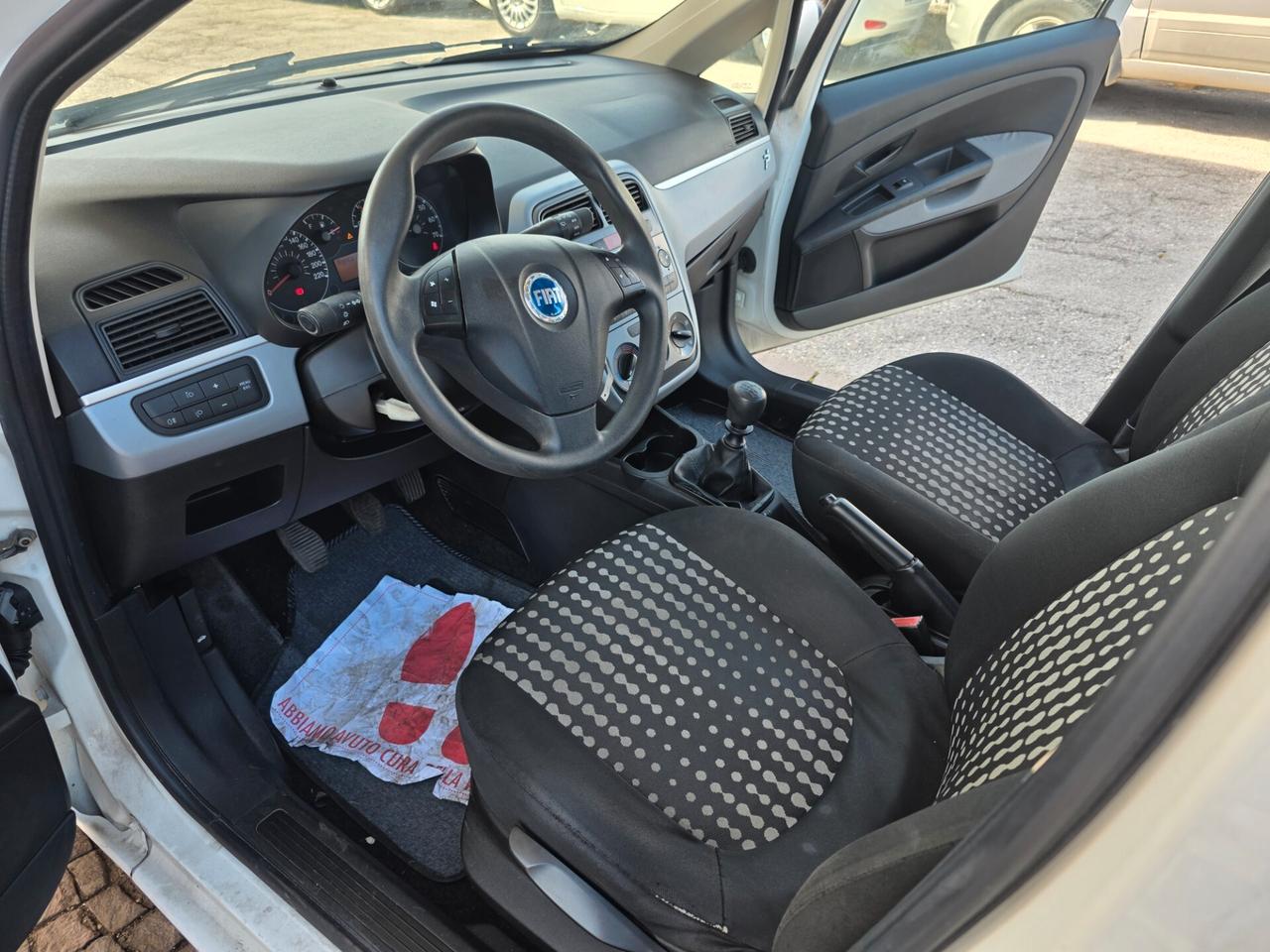 Fiat Grande Punto 1.2 5 porte con 182.000km Neopatentati ok