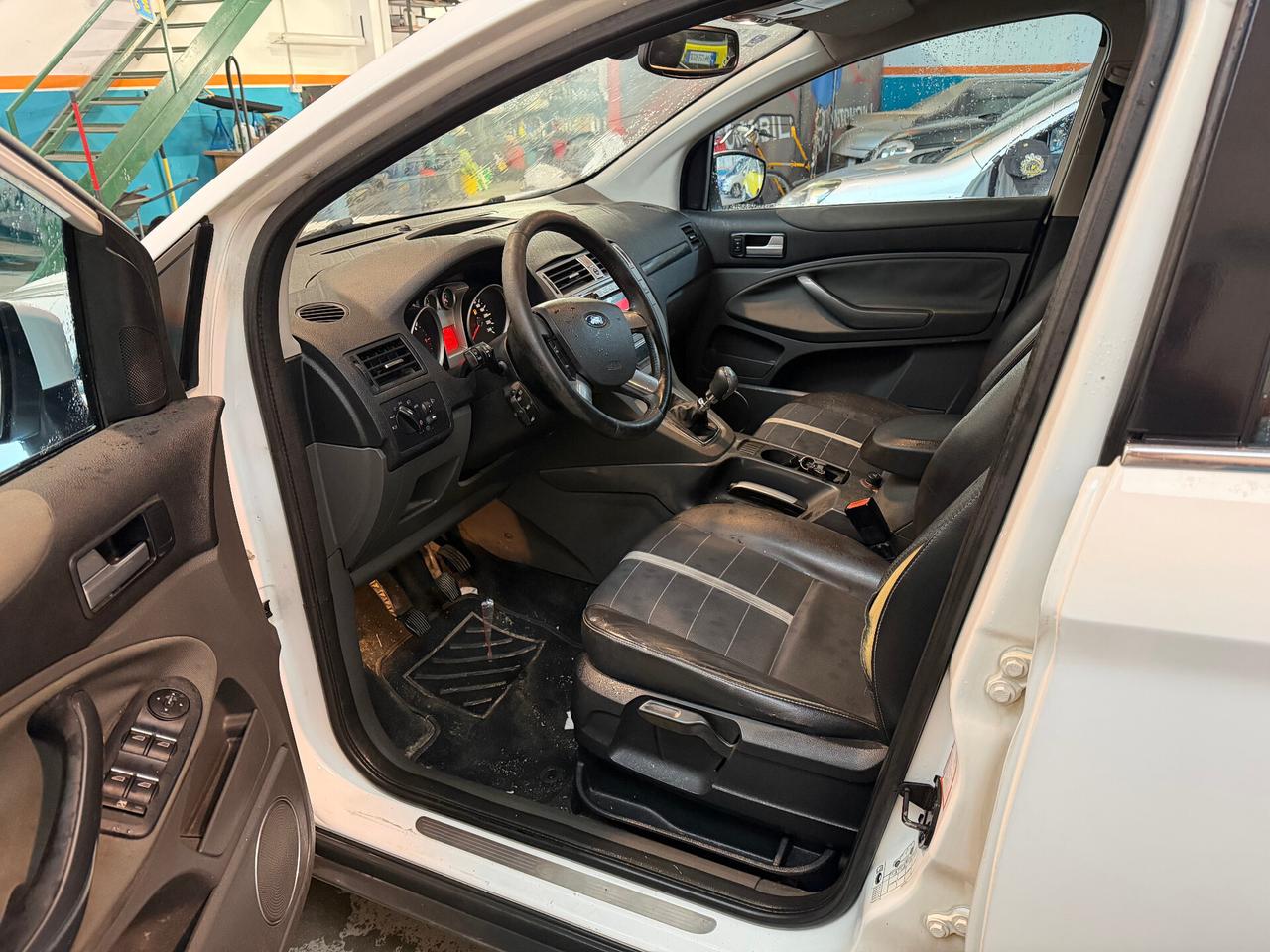 Ford Kuga 2.0 TDCi 136 CV 4WD Titanium DPF
