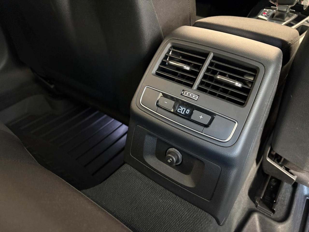 Audi A4 Avant 40 2.0 tdi mhev S line edition quattro 204cv s-tronic