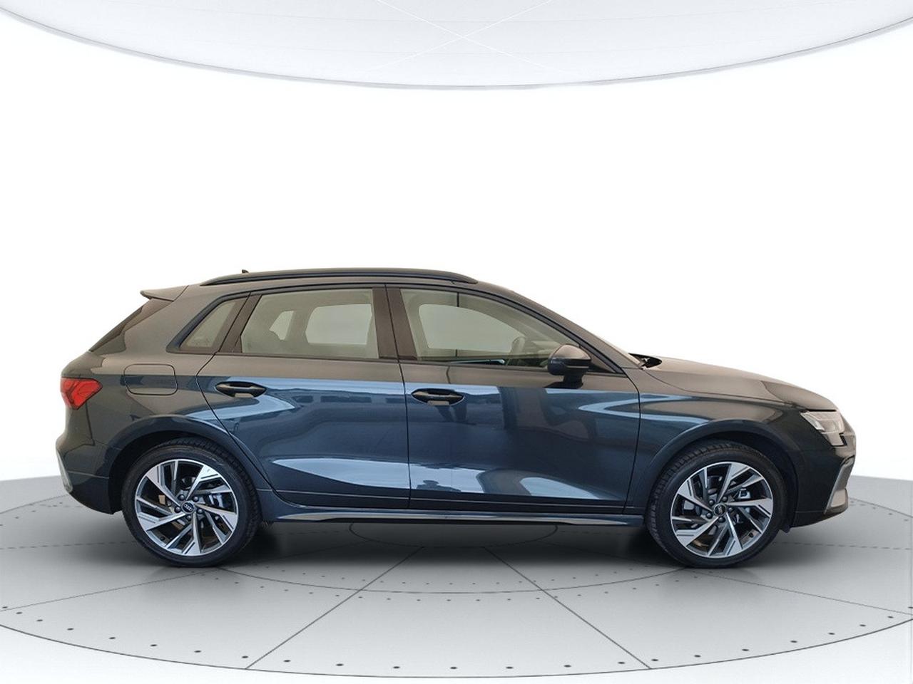Audi A3 allstreet 35 2.0 tdi business advanced s-tronic