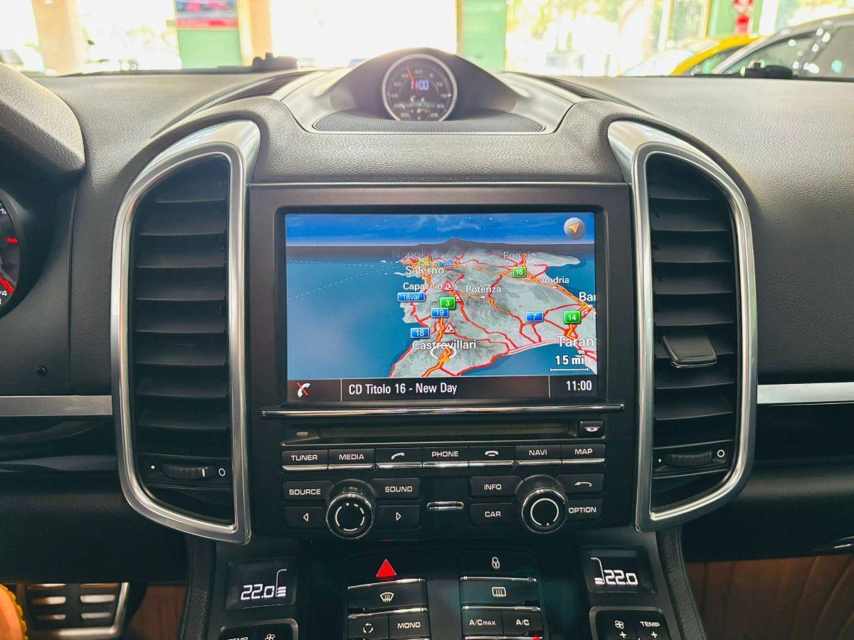 Porsche Cayenne 3.0 Diesel 245hp Extra Full